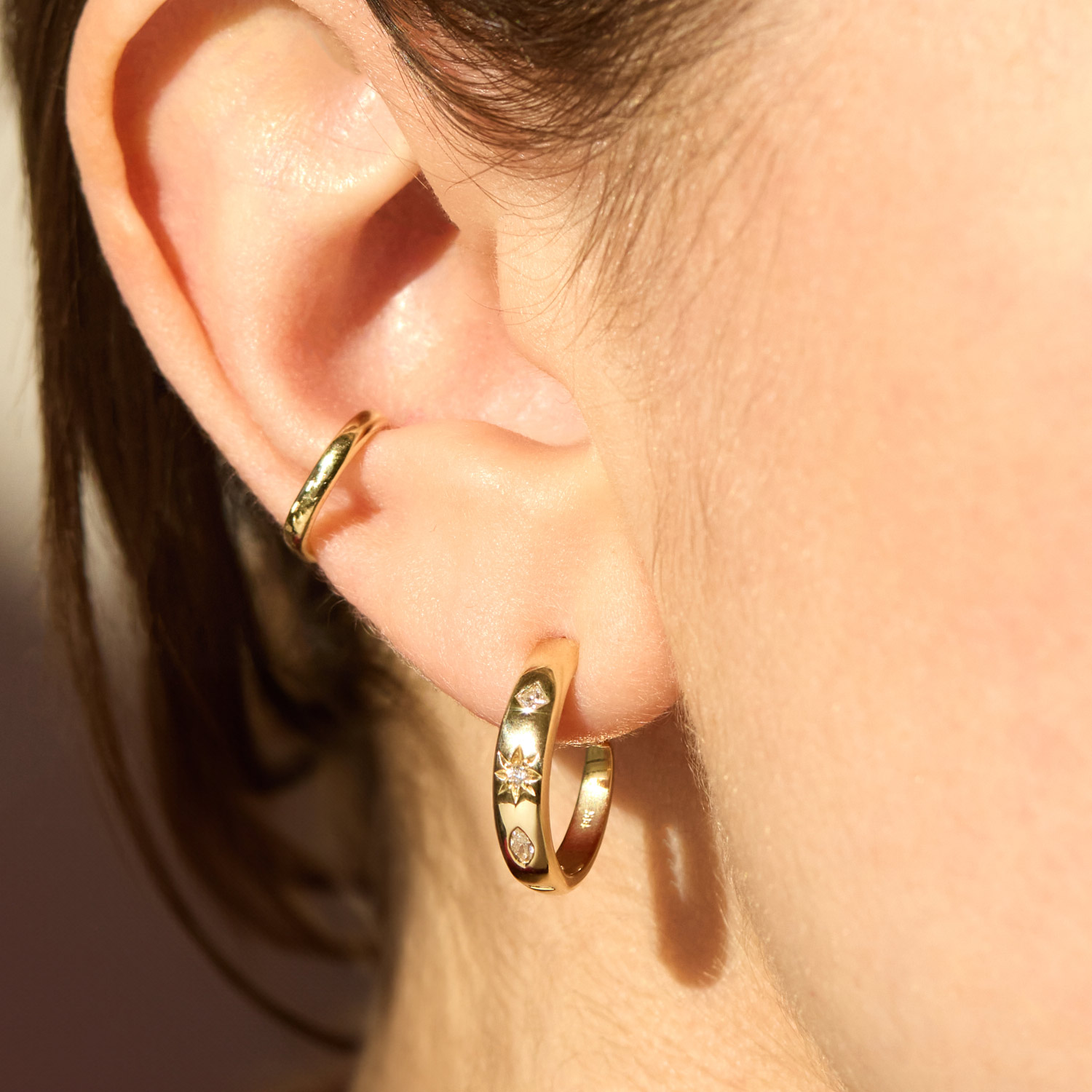 Alternative view of Diamond Mineral Hoops (pair)