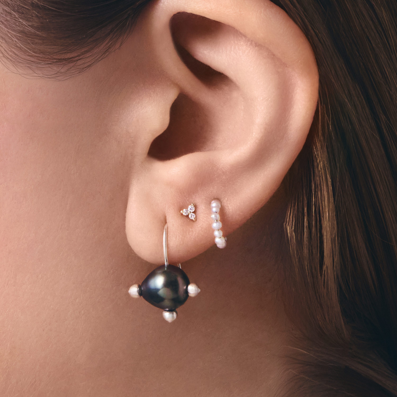 Tahitian Pearl Pin Cushion Earring (single) - Image 4