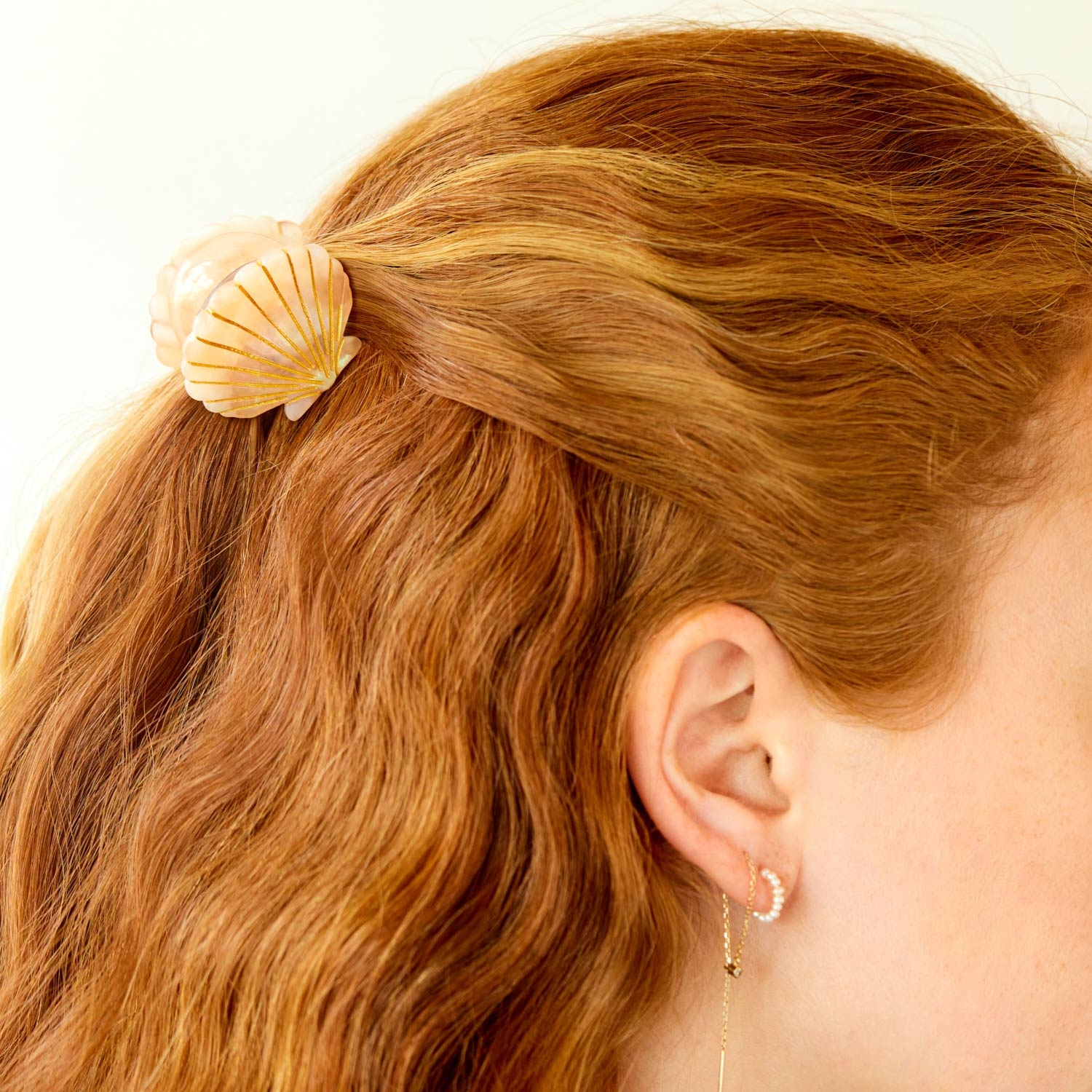 Seashell Claw Clip, Pearly Pink - Image 3