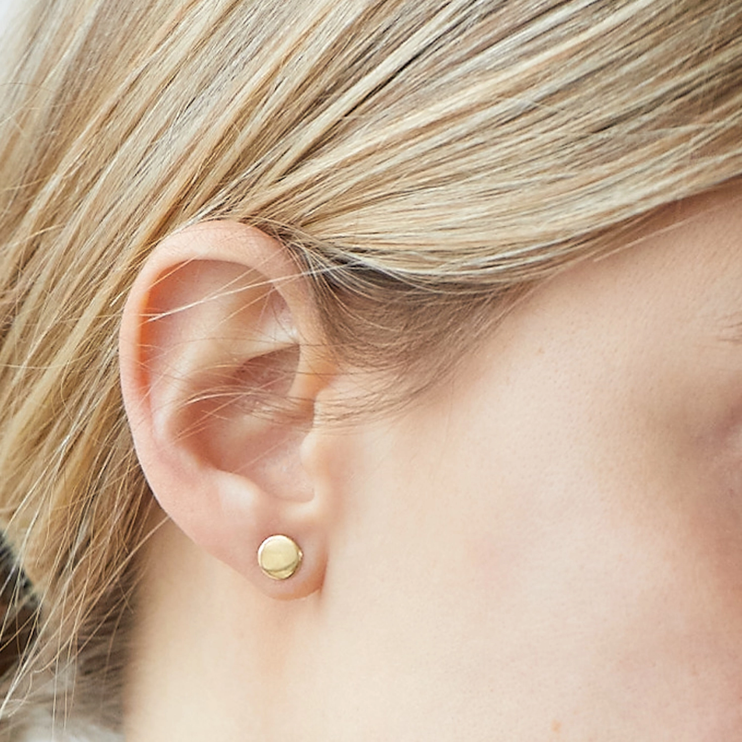 Dot Stud Earring, yellow gold (single) - Image 9