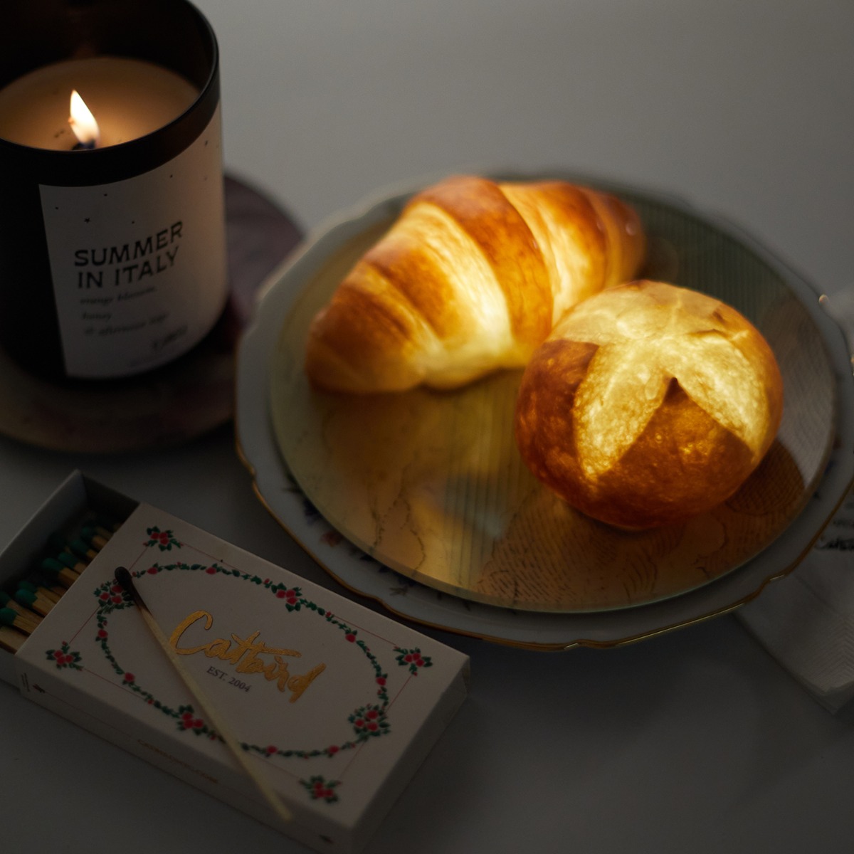 Croissant Lamp - Image 9