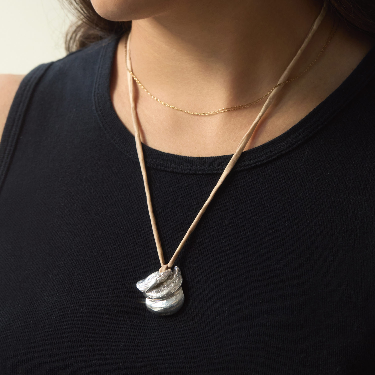 Venus Wishing Shells Necklace - Image 3