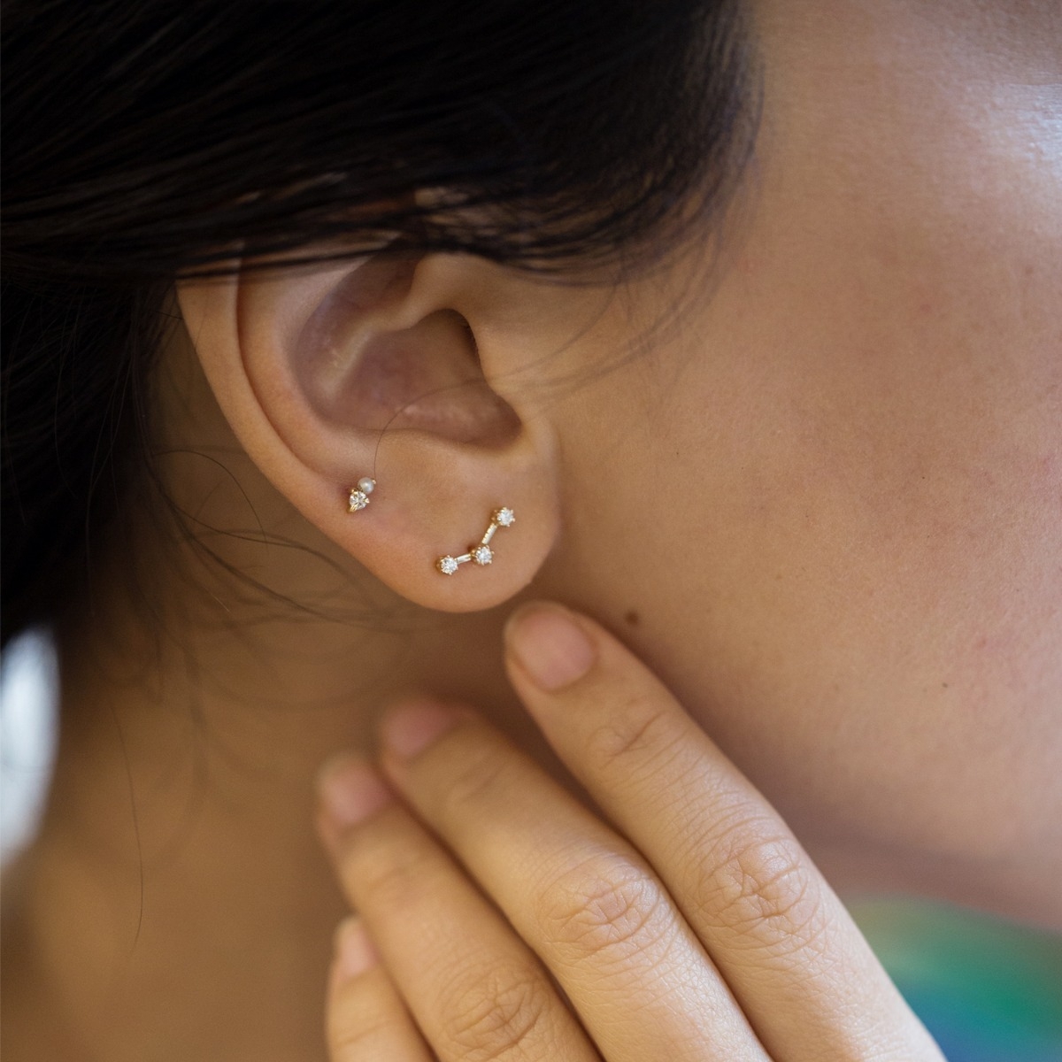 Alternative view of Triple Stone Stud, White Diamond (single)