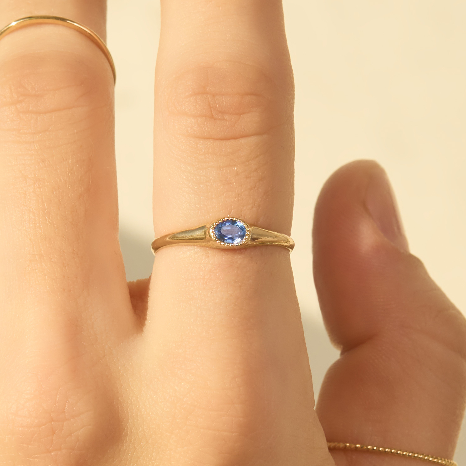 Galene Sapphire Signet Ring - Image 3