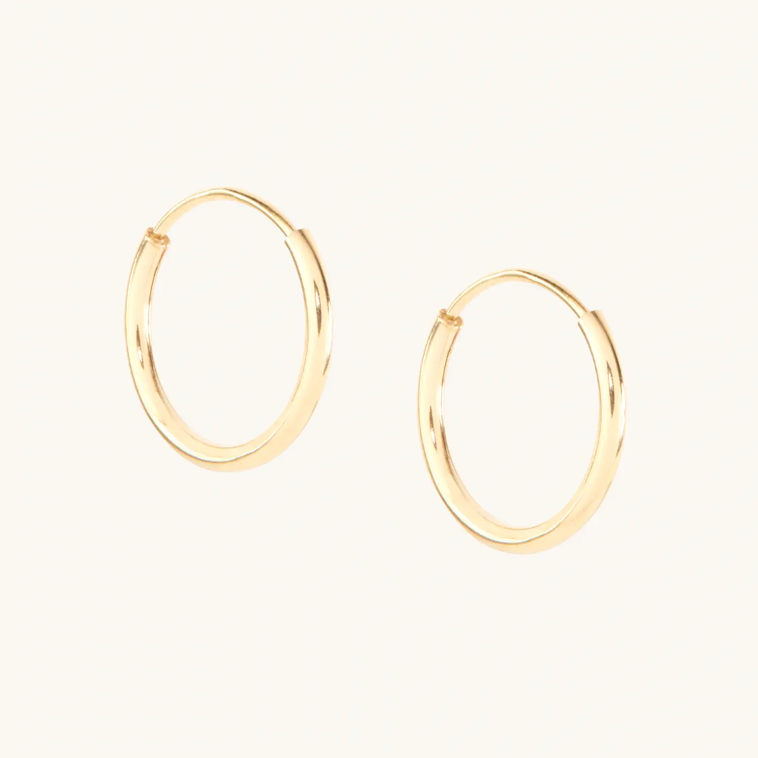 Never-Ending Hoop Earring (single)