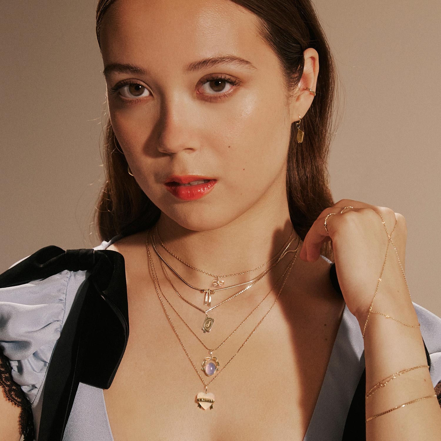Lovesick Diamond Bow Gold Charm - Image 5