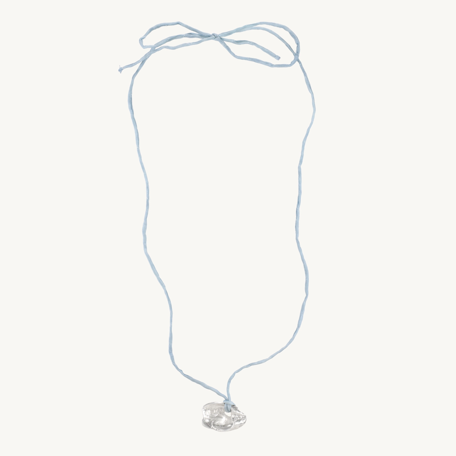 Venus Oyster Shell Necklace - Image 9