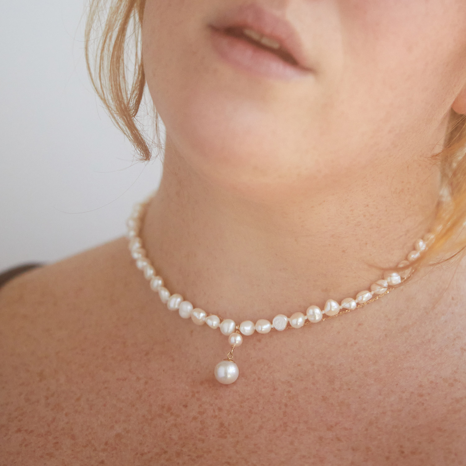 Princess Buttercup Pearl Choker - Image 3