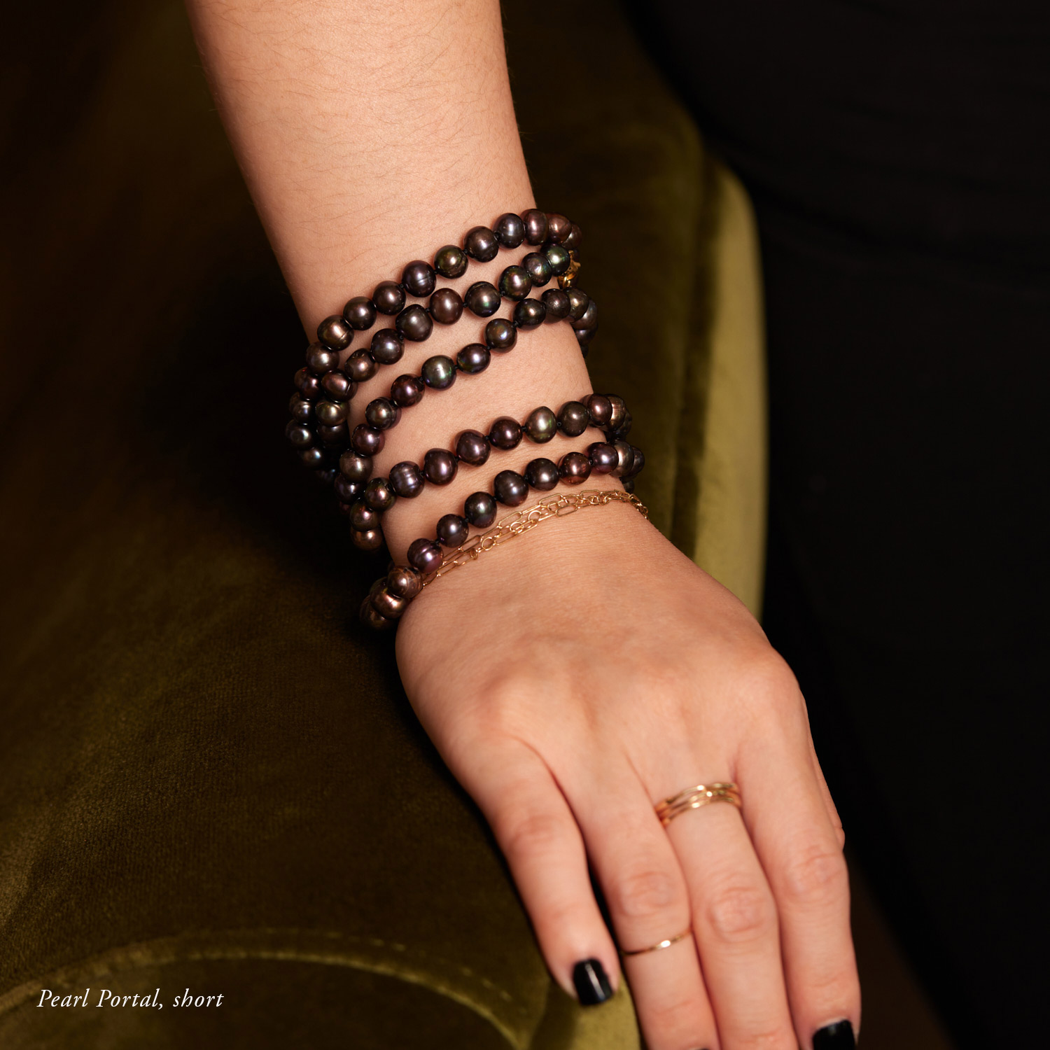 The Pearl Portal Necklace, Midnight - Image 6