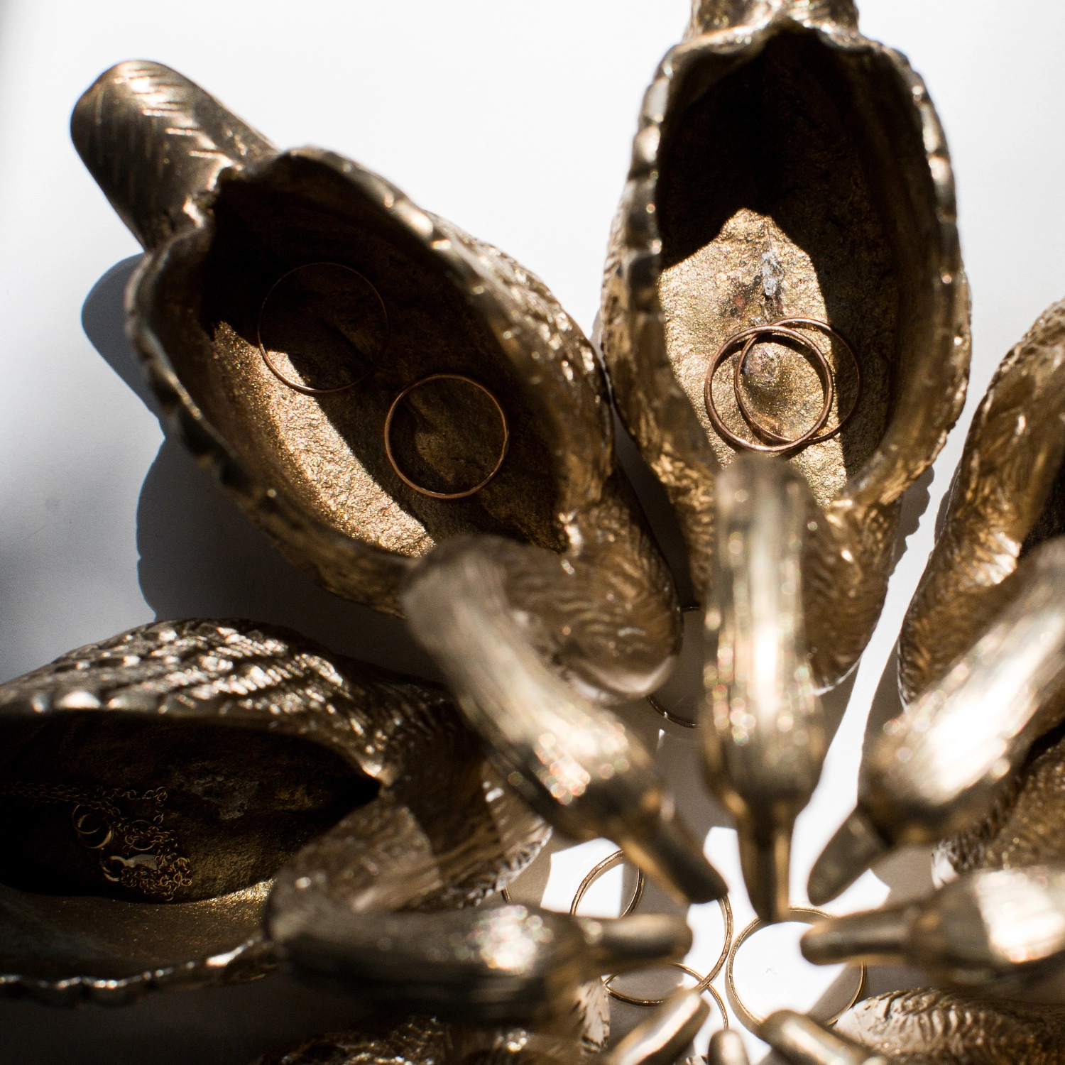 Catbird Swan Ring Holder - Image 6