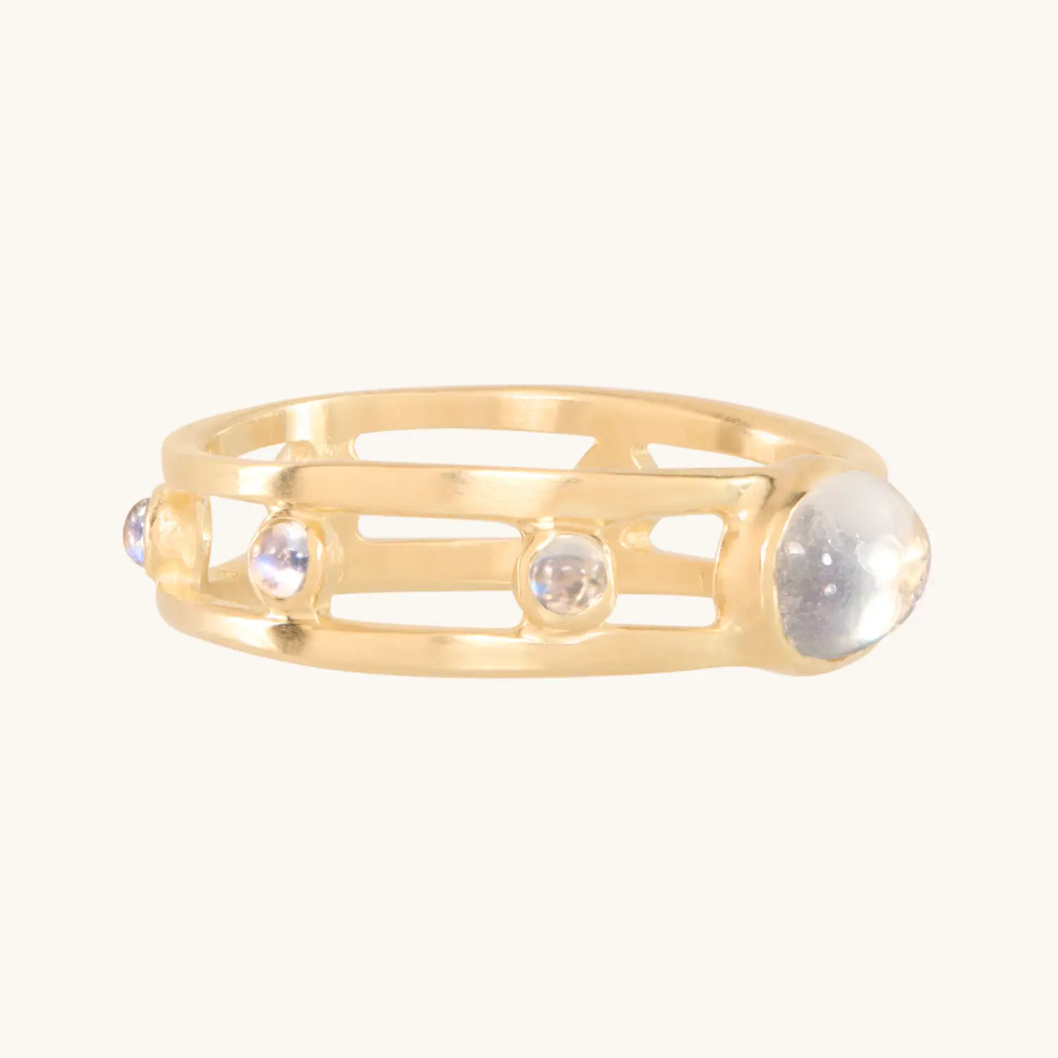 Alternative view of Via III Moonstone Ring