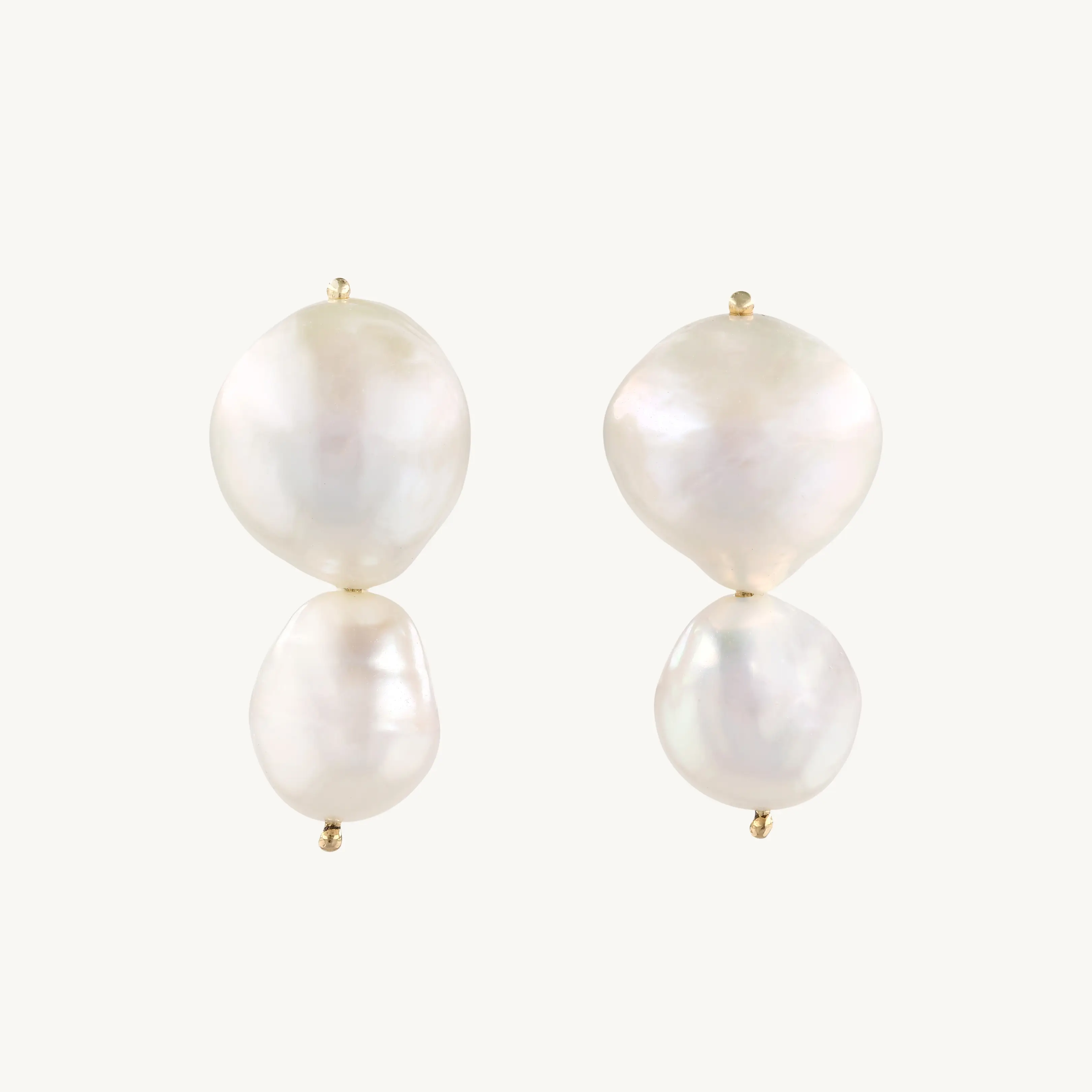 Clove Pearl Earring (single)