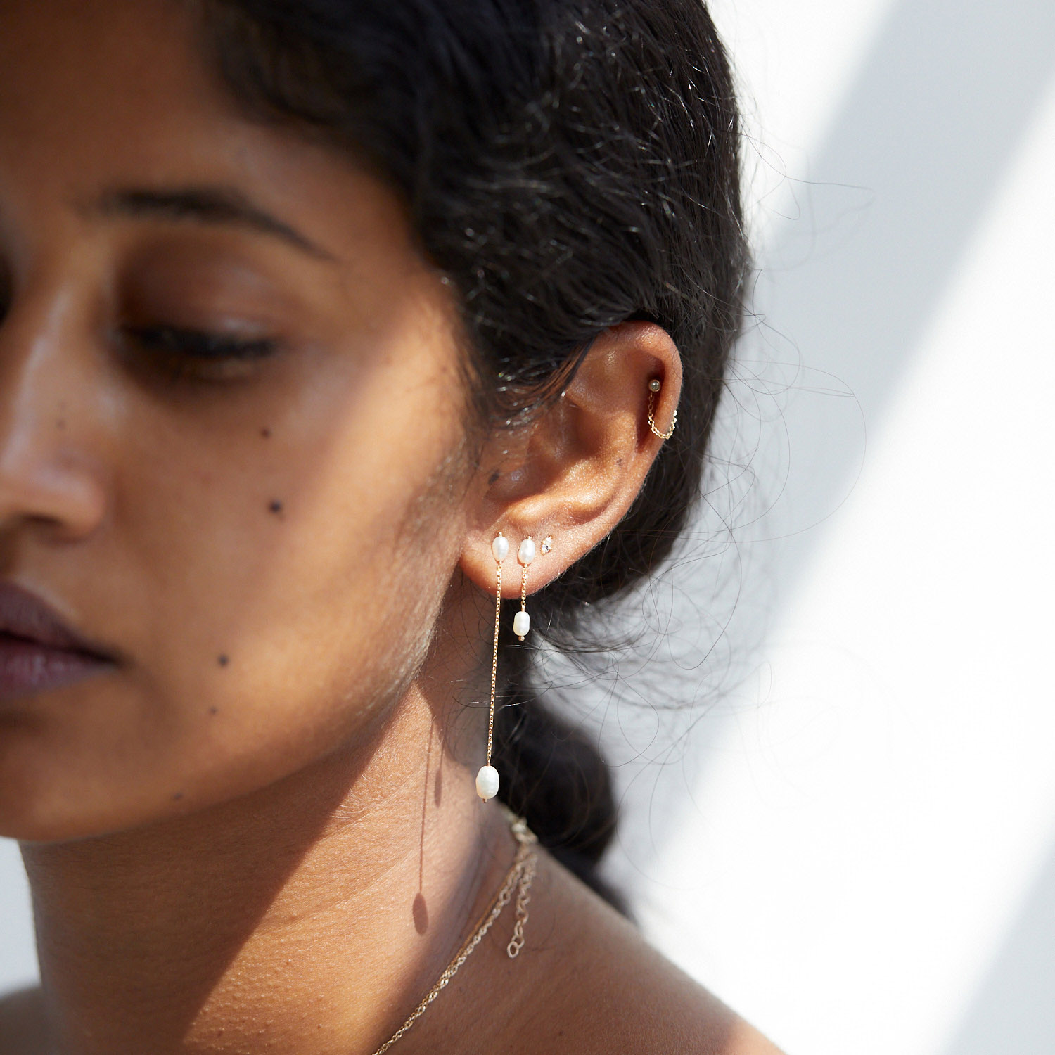 Short Pearl Shower Earring (single) - Image 4