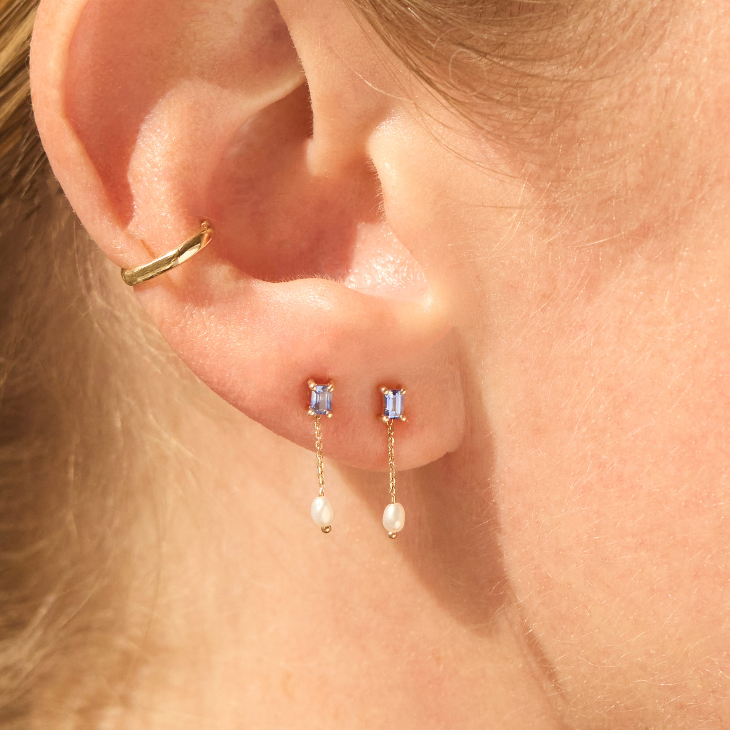 Alternative view of Sapphire & Pearl Shower Earring (single)
